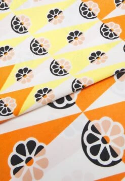 Even&Odd Foulard - Yellow/Blue/Red -Chic Mode Shop 00c75d1859e54ef6a41dd3a7aa3669ca