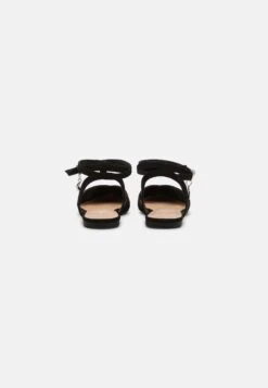 Even&Odd Slingback Ballet Pumps - Black -Chic Mode Shop 0154241d8da1449095cebf90820b0c80