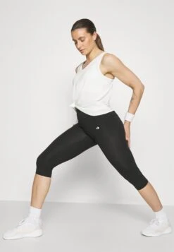 3/4 Sports Trousers - Black 9 3/4 Sports Trousers - Black -Chic Mode Shop 0623a35baa0842469ea5c05b5fd589e7