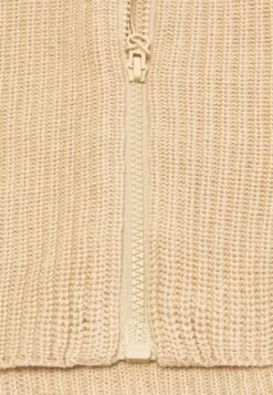 Even&Odd Jumper - Sand 19 Even&Odd Jumper - Sand -Chic Mode Shop 06ee1f719e654dec99a321ff41d8b118