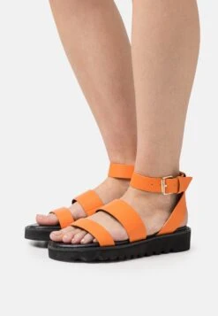 Platform Sandals - Orange