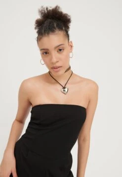 Even&Odd Bandeau Wide Leg Jumpsuit - Jumpsuit - Black 9 Even&Odd Bandeau Wide Leg Jumpsuit - Jumpsuit - Black -Chic Mode Shop 1b4c0b4d2c1045f6b841511f5c95fc2a
