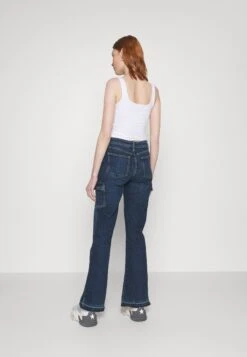 Even&Odd Cargo Kick Flare / 901 - Light Blue Denim - Cargo Trousers - 901 - Light Blue Denim -Chic Mode Shop 217942bb8b4f49209403a27e8b58baaa