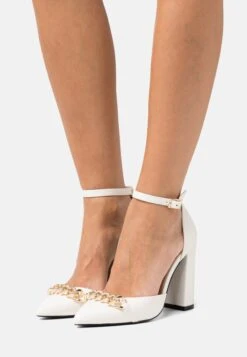 Even&Odd Classic Heels - White