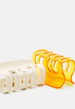 Even&Odd 2 Pack - Hair Styling Accessory - Orange -Chic Mode Shop 367560e357d14ec28ec725bb56ef5eec