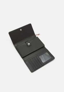 Even&Odd Phone Case - Black -Chic Mode Shop 394dc086f39e4f1f884c44115ac8fb42