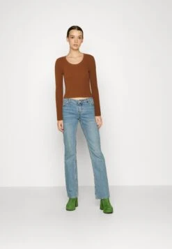 Chic Mode Shop -Chic Mode Shop 3b82897d912e4179941aeeb4e792bf72