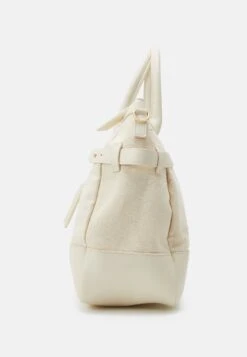Even&Odd Weekend Bag - Off-White -Chic Mode Shop 3e2b0786795147c5946b1aede8460420