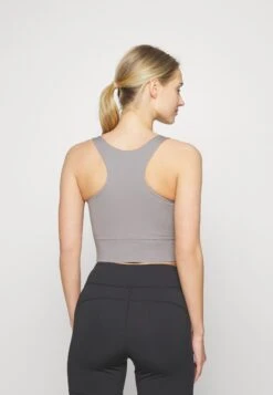 Medium Support Sports Bra - Grey -Chic Mode Shop 474a48b173634916a665b77673e3cda4