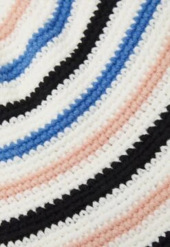 Even&Odd Hat - White/Black/Blue -Chic Mode Shop 47984f40344d40089e45e29acef4795f