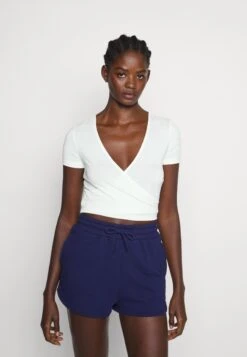 Even&Odd Print T-Shirt - Print T-Shirt -Chic Mode Shop 52bce8e4cad84ff68938abfbdb44d3f6