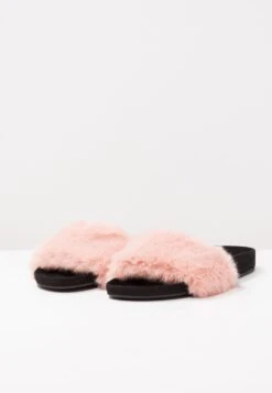 Even&Odd Slippers - Rose -Chic Mode Shop 62d946361d8e437ca444cfcb9151a8f7