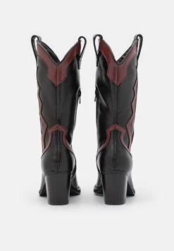 Even&Odd Cowboy/Biker Boots - Black -Chic Mode Shop 6328f08314f34eb1b1c17201bbfa9e48
