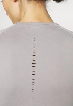 Long Sleeved Top - Grey -Chic Mode Shop 6dc242e0327247be92569f2ea8a37f03