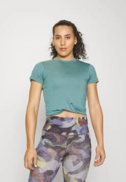 Basic T-Shirt - Blue-Grey