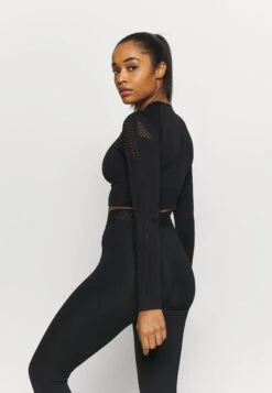 Long Sleeved Top - Black 7 Long Sleeved Top - Black -Chic Mode Shop 778d470487224adda6c886209da30f31