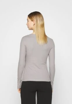 Even&Odd Long Sleeved Top - Grey -Chic Mode Shop 77b0e0d2dbfb496298bb3c43bdeec71b