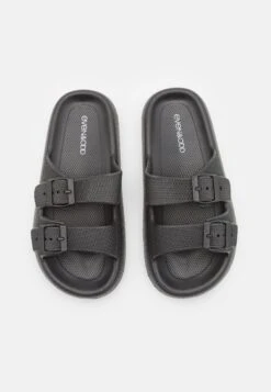 Even&Odd Pool Slides - Black -Chic Mode Shop 7bbdee0c9d1d448eb034151e0b0d648e