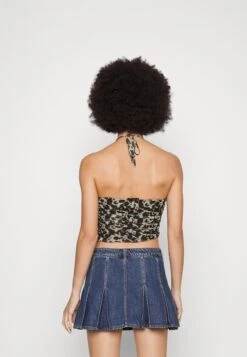 Even&Odd Top - Black/Multi-Coloured -Chic Mode Shop 7da4984967dc455997578a692aad2f91