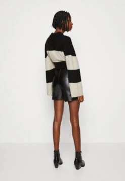 Even&Odd Shorts - Black -Chic Mode Shop 851e1064646c4471a74e469663a48fb2