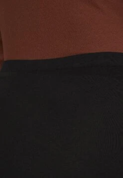 2 Pack- Mini Skirt - Black/Khaki 13 2 Pack- Mini Skirt - Black/Khaki -Chic Mode Shop 85ed2d2af2554da59cabfa86abaa0a2d