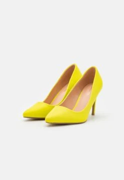 Classic Heels - Yellow 8 Classic Heels - Yellow -Chic Mode Shop 87613faf75354733a9cc582ed5e1019f