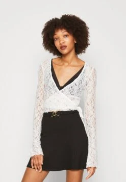 Even&Odd Long Sleeved Top - White