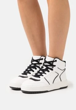 Even&Odd High-Top Trainers - White/Black
