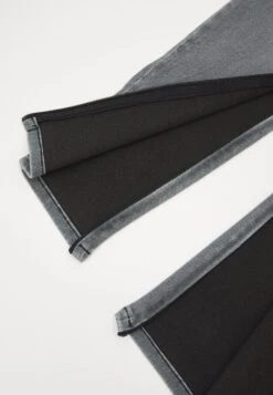 Even&Odd Jeans Skinny Fit - Grey Denim -Chic Mode Shop 91c6f9d6baf142d18d6b9d70db891209