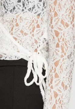 Even&Odd Long Sleeved Top - White -Chic Mode Shop 9242157be44043d0abcdfe3e7ff68ce8