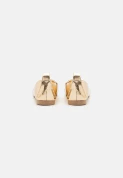 Ballet Pumps - Gold -Chic Mode Shop 92a8476b30af4fdca2d7071865bfc9bf