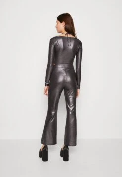 Even&Odd Long Sleeved Top - Black/Silver -Chic Mode Shop a317881037e94243b0b184874c2f1bb1