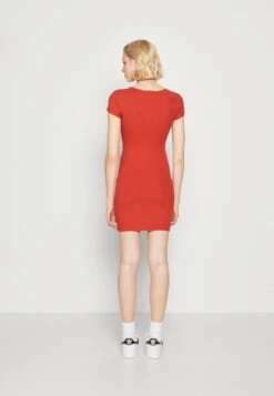 Even&Odd Shift Dress - Red -Chic Mode Shop a7b69968fc054ffcbbd9b987b087fed0