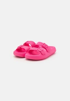 Even&Odd Pool Slides - Pink -Chic Mode Shop b6d7ef99e75e4cfc8f8f548d88b0cc67