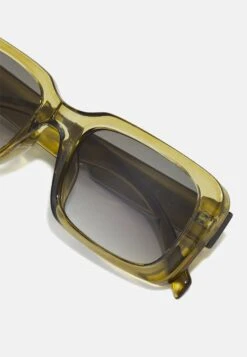 Even&Odd Sunglasses - Khaki -Chic Mode Shop baa196c0ee5f443f9cf6ef1a50b57e9b