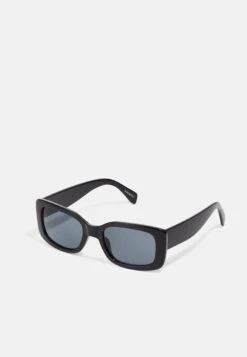 Even&Odd Sunglasses - Black