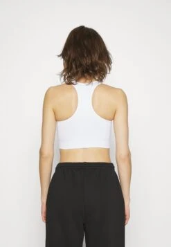 Medium Support Sports Bra - White -Chic Mode Shop c7f155aa3f2b467393369ad33dd1174b