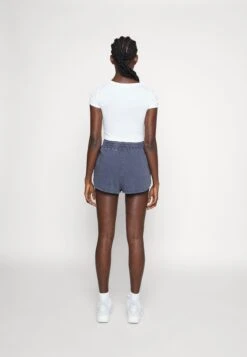 Even&Odd 2 Pack - Basic T-Shirt - Black/White -Chic Mode Shop d39b3c2932cb4cc08dae42efa8f270e4