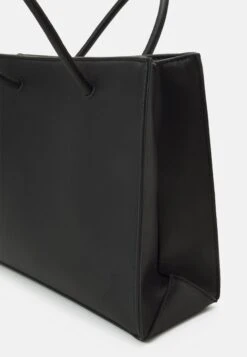 Even&Odd Handbag - Black -Chic Mode Shop d3bd36d504ab44c191b0f0429570b0ae