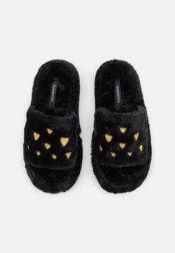 Even&Odd Slippers - Black -Chic Mode Shop d6fa19566002462a85c54d93f215f343