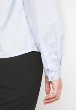 Even&Odd Blouse - Light Blue -Chic Mode Shop dab4b7eb40574c15a01f239434aa0e00