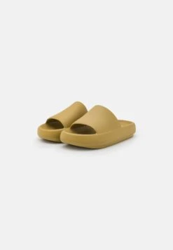 Even&Odd Pool Slides - Khaki -Chic Mode Shop e2686a5f6fda4149bc1aa1ff8ed3977d