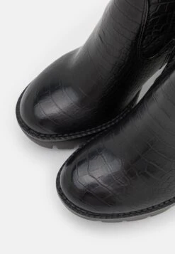 Even&Odd Over-The-Knee Boots - Black -Chic Mode Shop ea73482789fd433692b87949ef82ffbb