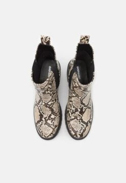 Even&Odd Platform Ankle Boots - Multi-Coloured -Chic Mode Shop ed1e66eba8eb4763a70384871a5be281