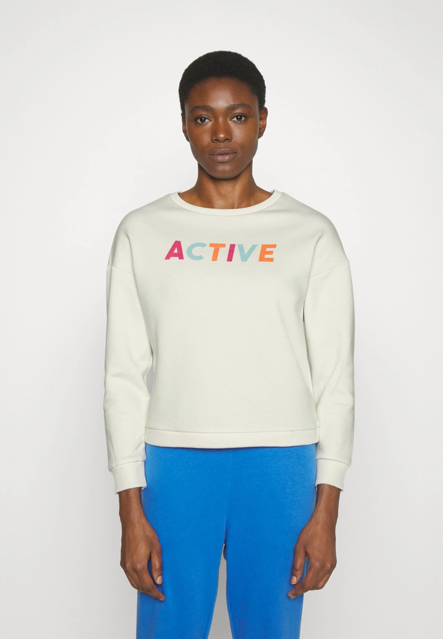 Sweatshirt - Beige 1 Sweatshirt - Beige