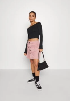 Chic Mode Shop -Chic Mode Shop f0c98743f6b249a98950a8452fa3ff90