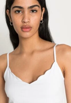 Even&Odd 2 Pack - Top - Black/White -Chic Mode Shop f39ee63d066d4b7cb9b6306f411add0d