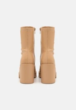 Even&Odd High Heeled Ankle Boots - Beige -Chic Mode Shop f57c3aa0b975438d99c3fcc1b5554622