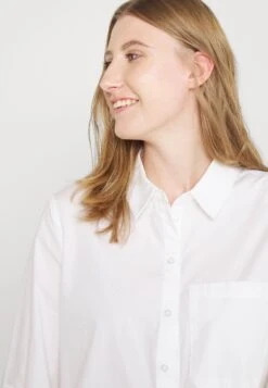 Even&Odd Blouse - White -Chic Mode Shop fd76a8dda5cd4a15bce02082093c47a5